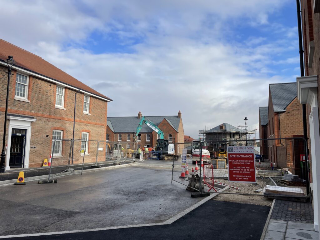 New Towns in 2025: a promise for the future without a strategy for the present